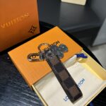 LOUIS VUITTON キーホルダー - 画像 (4)