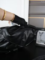 PRADA リュック 37*42cm - 画像 (6)