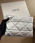 DIOR 化粧ポーチ ノベルティ ケース付き 22*17*3cm - 画像 (8)