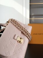 LV Madeleine Nano ショルダーバック ケース付き 21*12cm - 画像 (7)