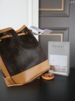LV NOE 水筒バック ケース付き 13*16cm - 画像 (10)