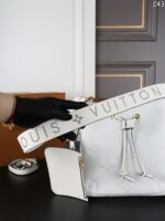 LV Neono ショルダーバッグ ポーチ付き 25*25cm - 画像 (9)