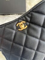 CHANEL hoboバックvip ノベルティ ケース付き  20*9*16cm - 画像 (8)