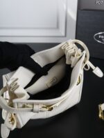 PRADA Bonnie 肩掛けバッグ ケース付き - 画像 (4)
