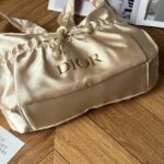 DIOR VIP 肩掛けバックノベルティ 28*19cm - 画像 (9)
