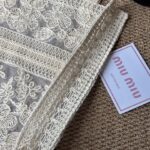 Miu Miu レース トートバッグ 34*37cm - 画像 (8)