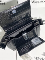 Vivienne Westwood 肩掛けバック ケース付き 23*12*9cm - 画像 (10)