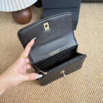 CHANEL  ショルダーバック ノベルティ ケース付き 14*4.5*18cm - 画像 (14)