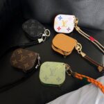 LV Monogram Earphones Case イヤホンケース - 画像 (3)