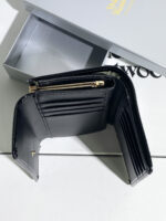 Vivienne Westwood 三つ折り財布 ケース付き - 画像 (15)