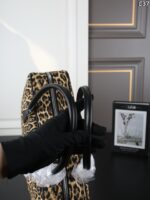 PRADA トートバッグ 34*20cm - 画像 (7)