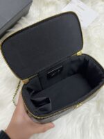 CHANEL ショルダーバック バニティー ノベルティ ケース付き 18*9*11cm - 画像 (9)