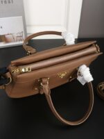 PRADA ハンドバッグ ショルダーバッグ 35*19cm - 画像 (6)
