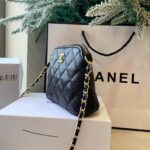 CHANEL ショルダーバック ノベルティ ケース付き 16*13*5cm - 画像 (7)