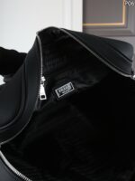 PRADA Saffiano オフェスバック ショルダーバッグ ケース付き - 画像 (16)