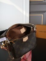 LV Multi Pochette Accessoires ショルダーバック ケース付き 23*13cm - 画像 (7)