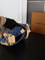LV SIDE TRUNK デニム ショルダーバック ケース付き 23*15cm - 画像 (9)