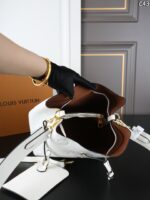 LV Neono ショルダーバッグ ポーチ付き 25*25cm - 画像 (7)