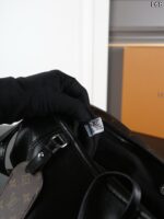 LV Carryall Dark トートバッグ 携帯ポーチ ケース付き 37*32cm - 画像 (10)