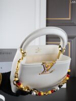 LV Capucines ショルダーバック ケース付き 27*18cm 20*14cm - 画像 (10)