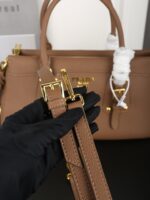 PRADA ハンドバッグ ショルダーバッグ 35*19cm - 画像 (9)