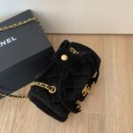 CHANEL Vic ショルダーバック ノベルティ ケース付き 17*10cm - 画像 (6)