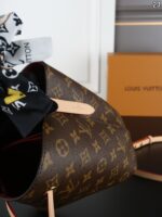 LV NEONOE BB 水筒バック ケース付き 21*21cm - 画像 (7)