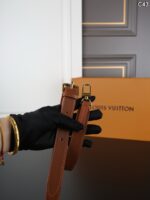 LV Beaubourg ショルダーバック ケース付き 29*27cm - 画像 (3)