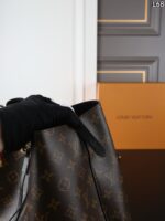 LV NÉONOÉ ショルダーバック 水筒バック ケース付き 26*25cm - 画像 (13)