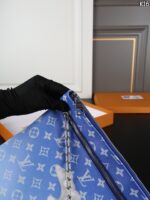 LV Pochette Voyage 手持ちバック ケース付き 36*25cm - 画像 (9)