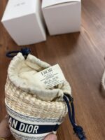 DIOR miniショルダーバック ノベルティ ケース付き 8*8*8cm - 画像 (8)