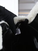PRADA Tote ハンドバッグ ショルダーバッグ ケース付き 18*16cm - 画像 (10)