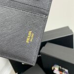 Prada 長財布 二つ折り財布 ケース付き LM213 19*10*1cm - 画像 (7)