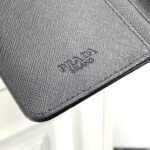 Prada 二つ折り財布 中サイズ ケース付き 306 14*8.5*3cm - 画像 (8)