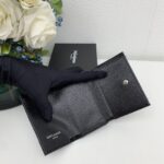 SAINT LAURENT 三つ折り財布 ケース付き 6868 10.5*7.5*3cm - 画像 (6)