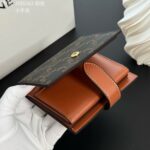 CELINE  二つ折り財布 ケース付き 10H262 10.5*9*2cm - 画像 (5)