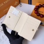 LV 二つ折り財布 中サイズ ケース付き M61928 11*8.5*3.5cm - 画像 (7)