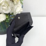 SAINT LAURENT 三つ折り財布 ケース付き 6868 10.5*7.5*3cm - 画像 (4)