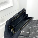 Prada 二つ折り財布 中サイズ ケース付き 306 14*8.5*3cm - 画像 (5)