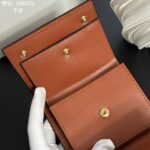 CELINE  三つ折り財布 ケース付き 10D572 10.5 *8.5cm - 画像 (8)