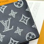 LV 二つ折り財布 ケース付き M82323 11*9cm - 画像 (4)