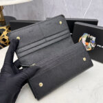 Prada 長財布 二つ折り財布 ケース付き 202 19*10*2.5 - 画像 (4)