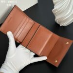 CELINE  三つ折り財布 ケース付き 10D572 10.5 *8.5cm - 画像 (5)
