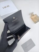 DIOR 二つ折り財布 ケース付き 2603 11*8.5*3cm - 画像 (4)