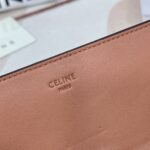 CELINE 長財布 二つ折り財布 ケース付き 11668 19*10cm - 画像 (7)
