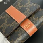 CELINE  三つ折り財布 ケース付き 10D572 10.5 *8.5cm - 画像 (4)