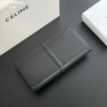 CELINE 長財布 二つ折り財布 ケース付き 10M033 19*10*3cm - 画像 (4)