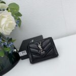SAINT LAURENT 三つ折り財布 ケース付き 6868 10.5*7.5*3cm - 画像 (5)