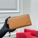 Valentino 長財布 ケース付き 2407 19*10*2cm - 画像 (9)