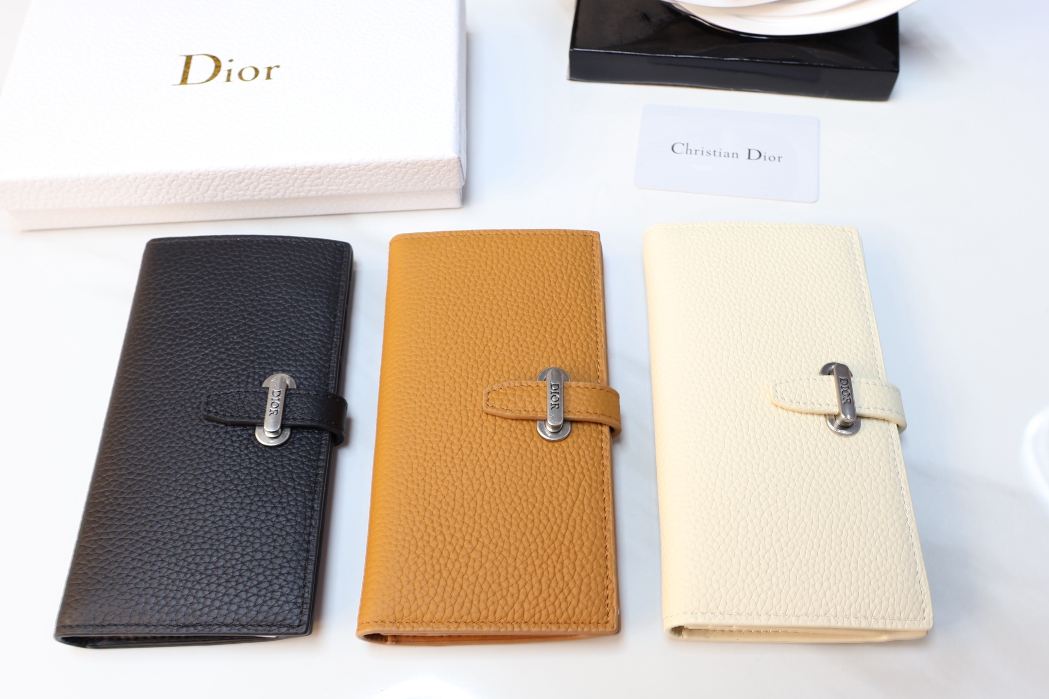 009_ZT DIOR 長財布 二つ折り財布 ケース付き 8855 18*9.5*2.5cm - 画像 (1)